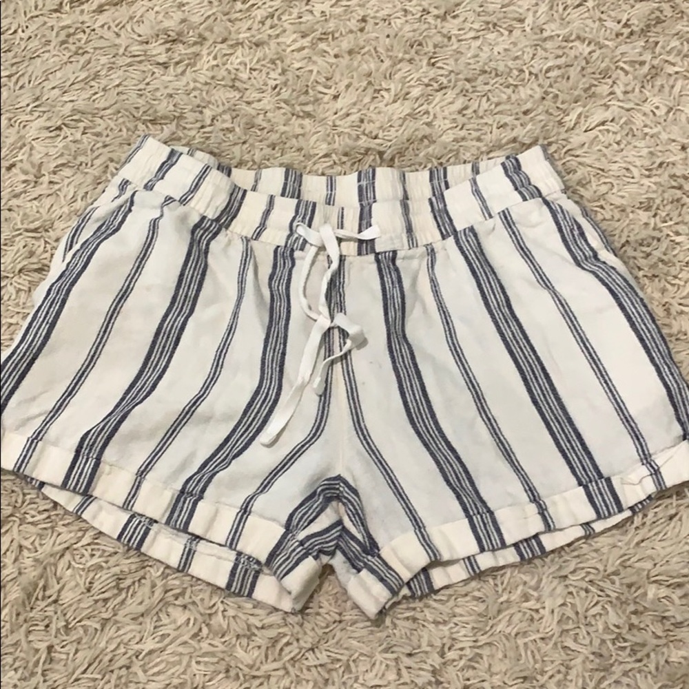 Old Navy plaid shorts